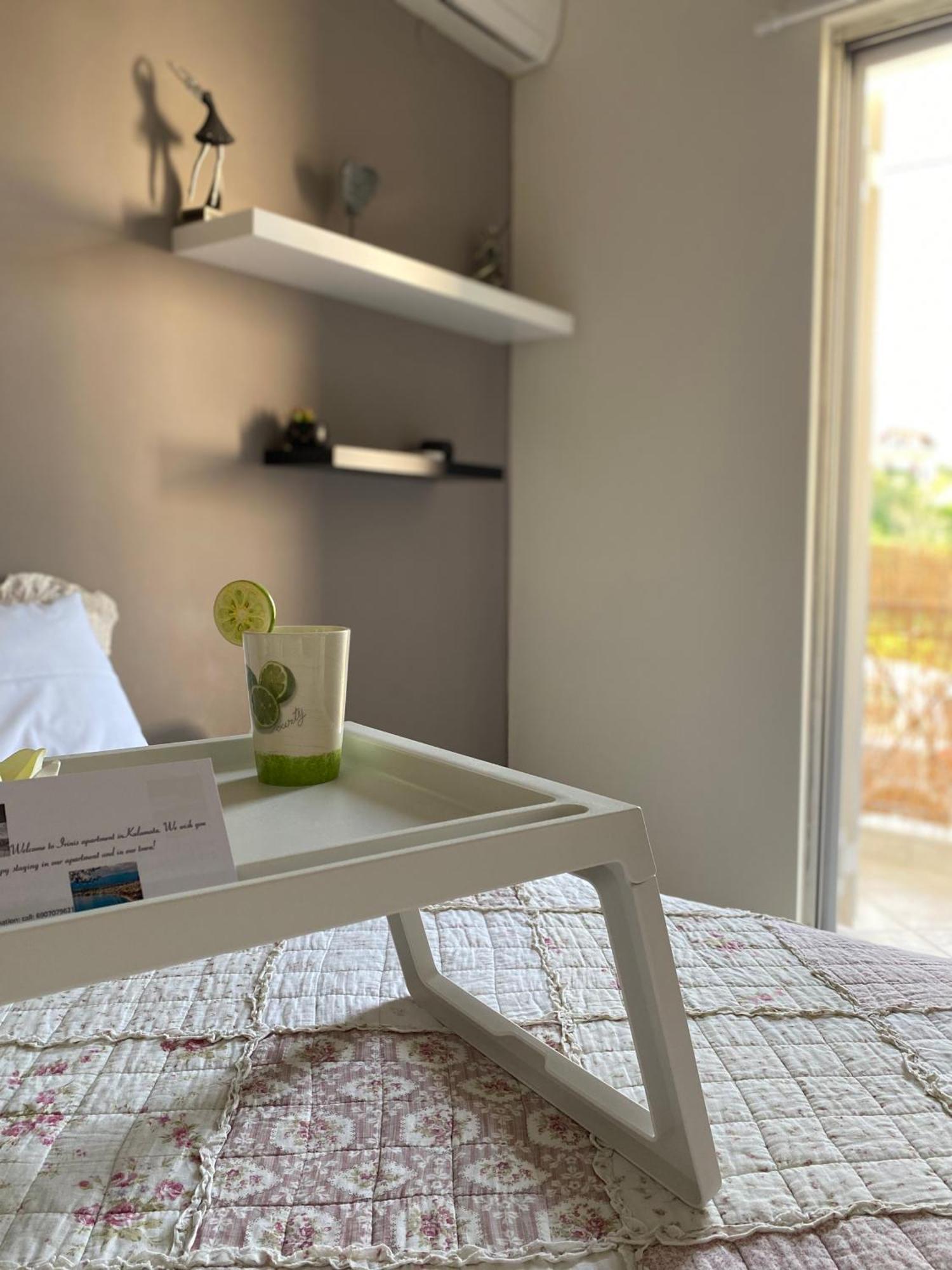 Irinis Apartment In Kalamata Luaran gambar